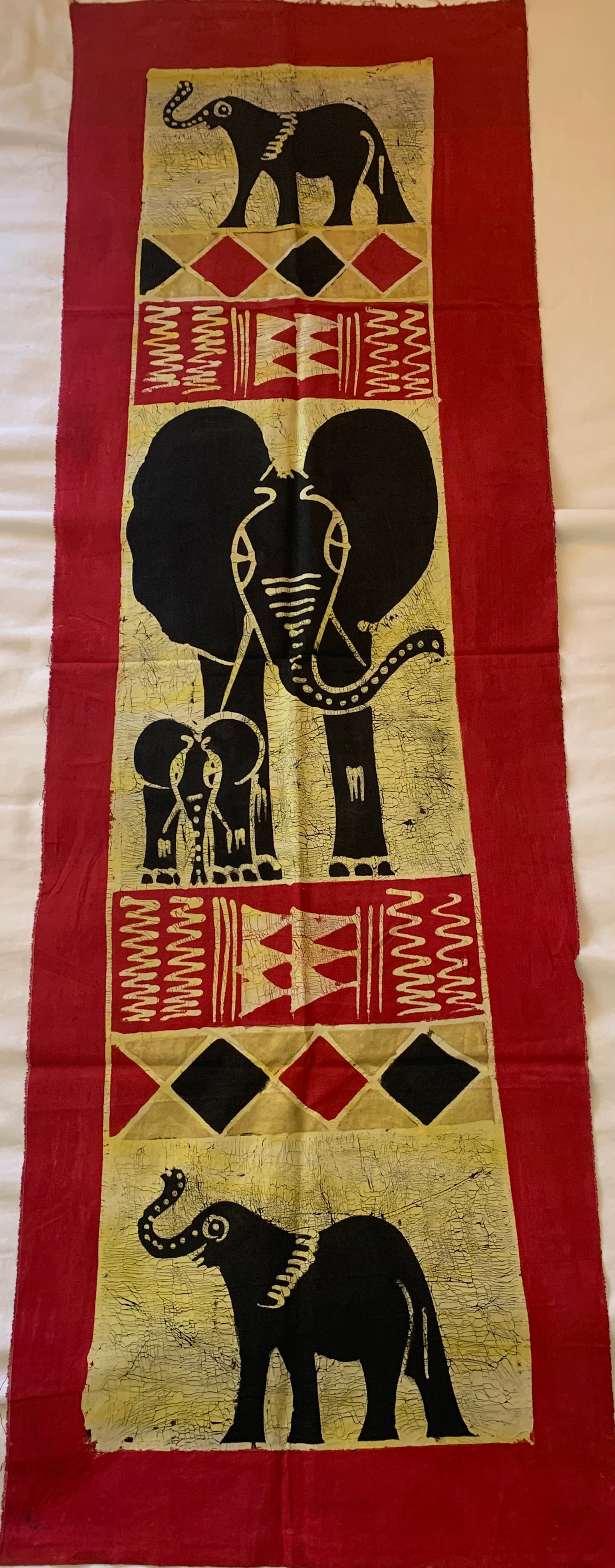 4 Elephant Batik with red border